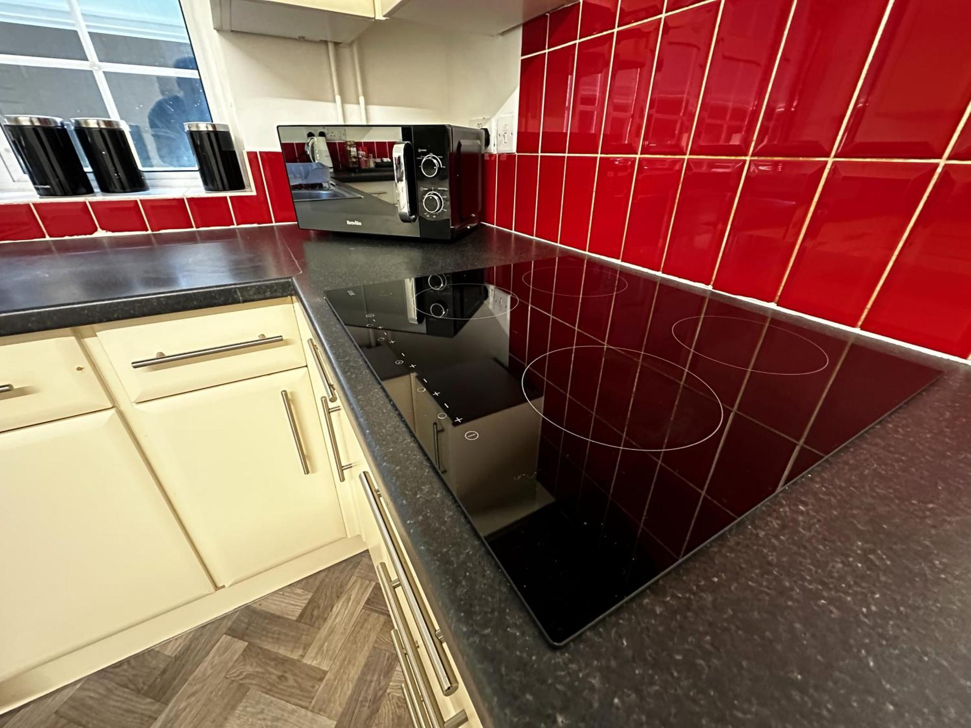 Kennedy Villa - 5 Bedroom House With Hot Tub, Wifi, Free Parkings, Close To Bicester Village Экстерьер фото