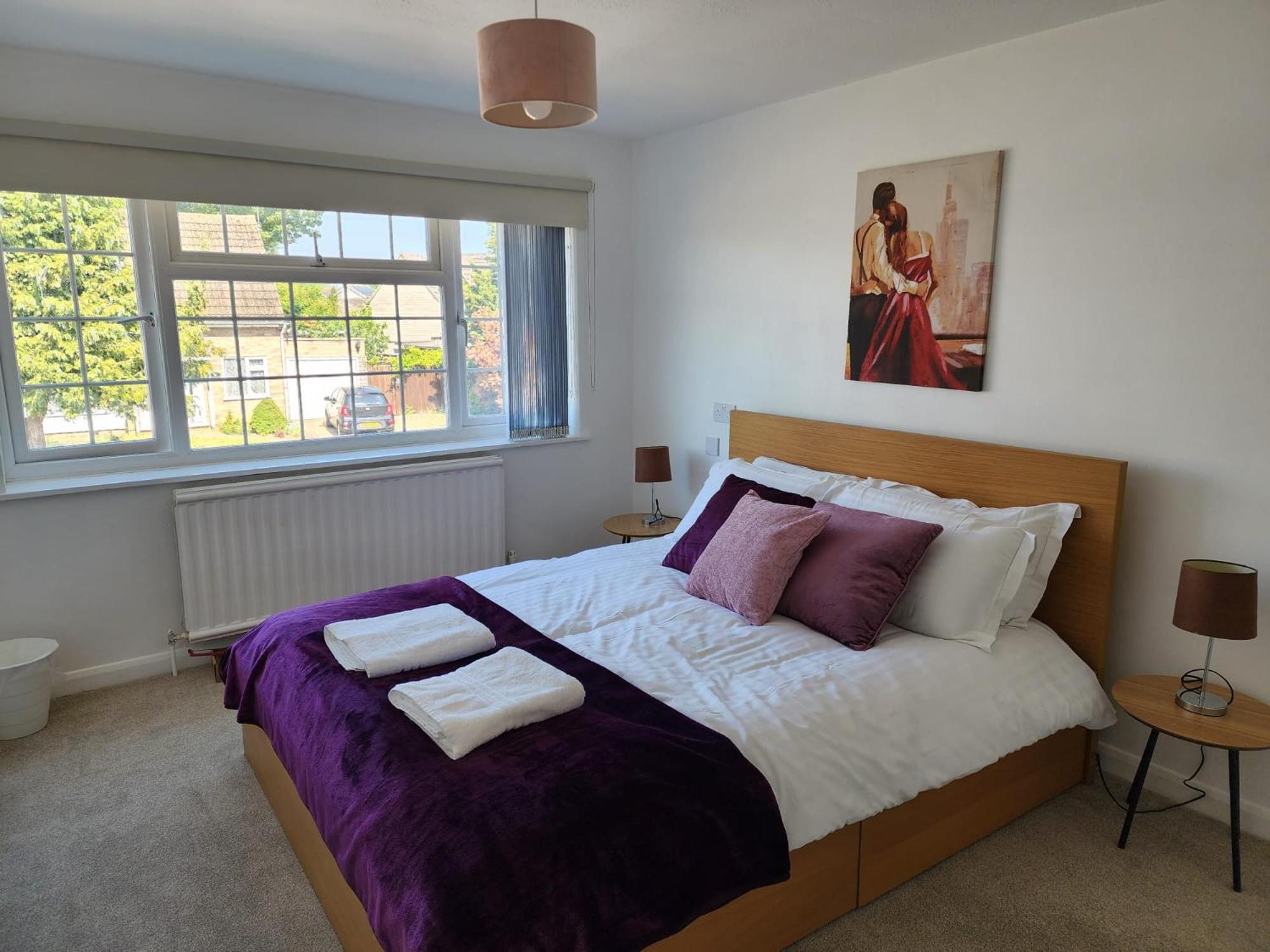 Kennedy Villa - 5 Bedroom House With Hot Tub, Wifi, Free Parkings, Close To Bicester Village Экстерьер фото